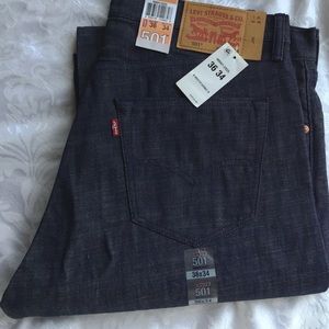 New -Levi Strauss 501 Shrink to Fit Men’ jeans